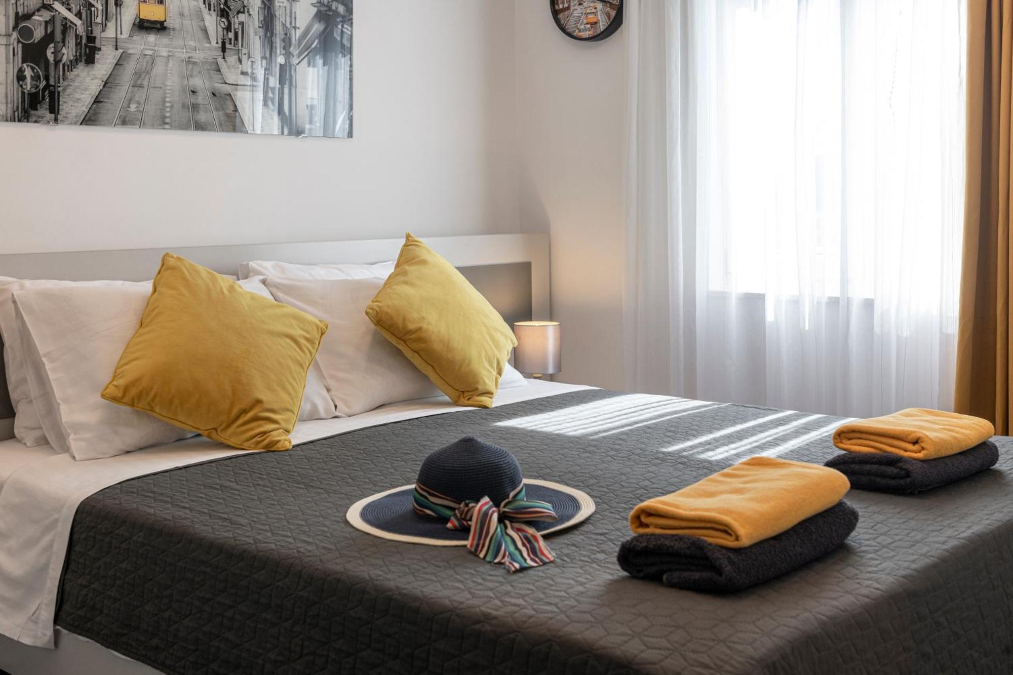 Apartments Nia Deluxe & Elegance Дубровник Екстериор снимка